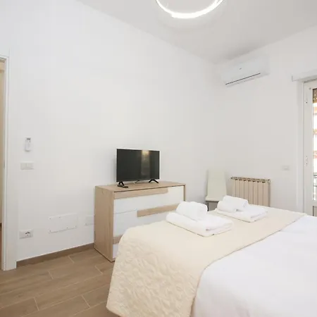 Domus Alexander By Ghor * Roma